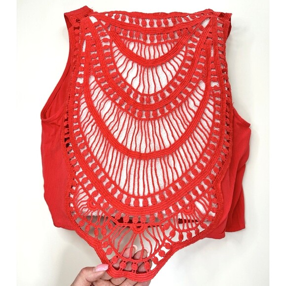 DIVIDED Tank Top Crochet Back Detail Cut-Out Pattern US 6 Flowy Coral Red NEW - Picture 4 of 8